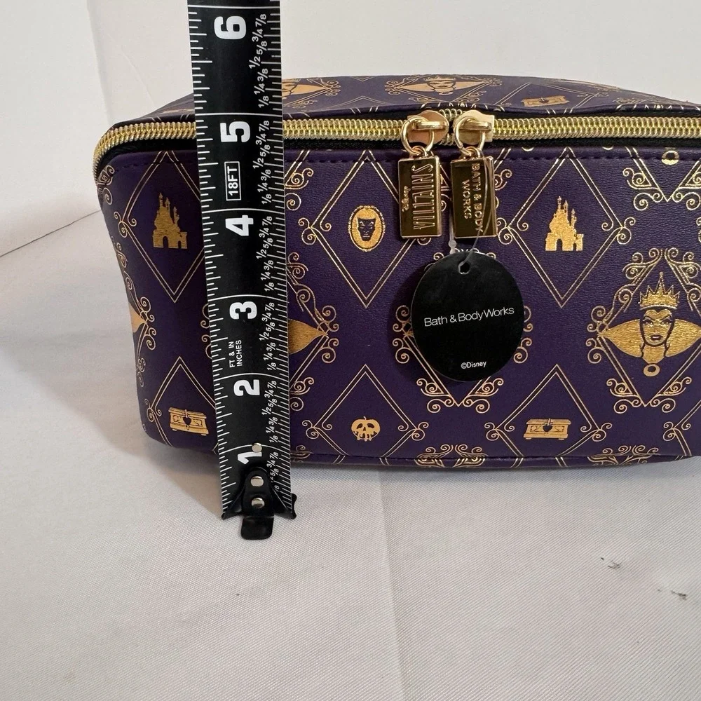 Bath & Body Works Disney Villains Evil Queen Cosmetic Makeup Bag‎